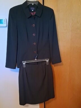 Ladies Andrea Viccaro 2 Pc Skirt Suit - Olive Green - 8P